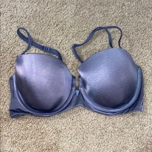 2 Victoria’s Secret Bras size 32DD